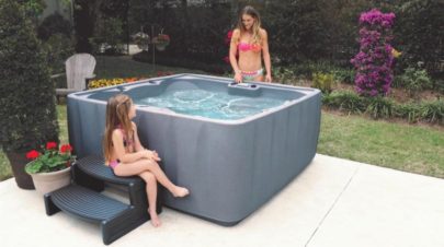 Outdoor Hot Tubs