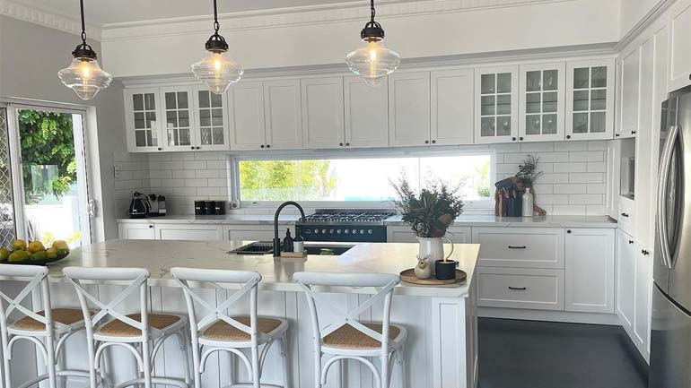 Modern Hamptons Style Kitchen