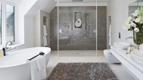 Top 7 Luxurious Bathroom Essentials Ideas