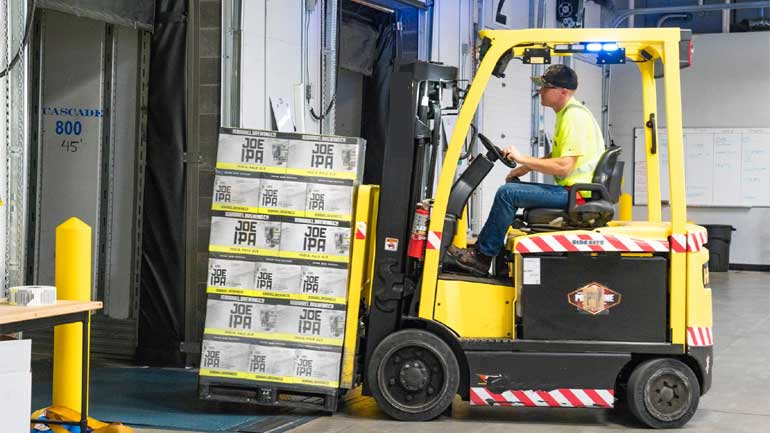 Why Forklift Training, Licence, and Driving is Important