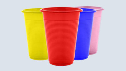 Clean Plastic Drinking Glasses