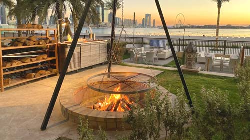 What Are The Fuel Options for A Fire Pit?