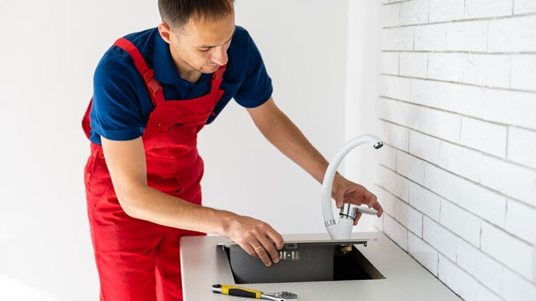 What Should I Look For In A Plumber Before Hiring?