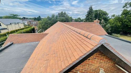 Factors to Consider When Choosing the Roofing Material