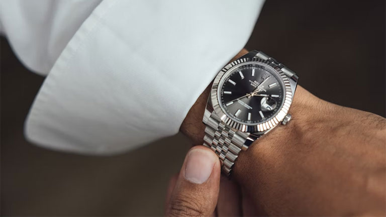 What Do You Look for in a Watch? A Style Guide to Choose A Timepiece