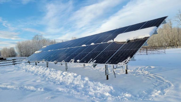 Snow Affect Solar Panels