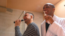 Why Dentists Prefer Electric Toothbrush over ordinary Tooth Brush