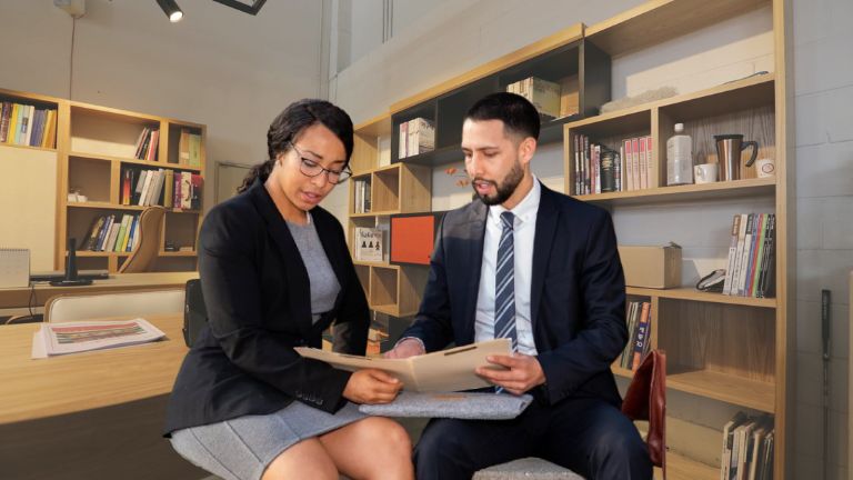 What is a Business Litigation Attorney and What does It Do?