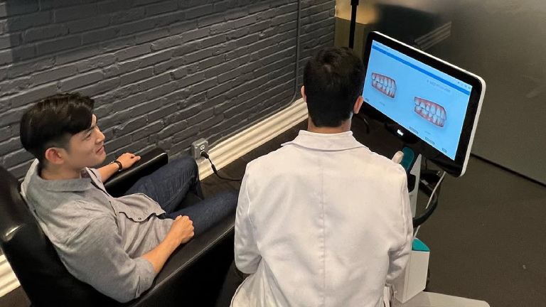 Dentists Cosmetic Smile Care