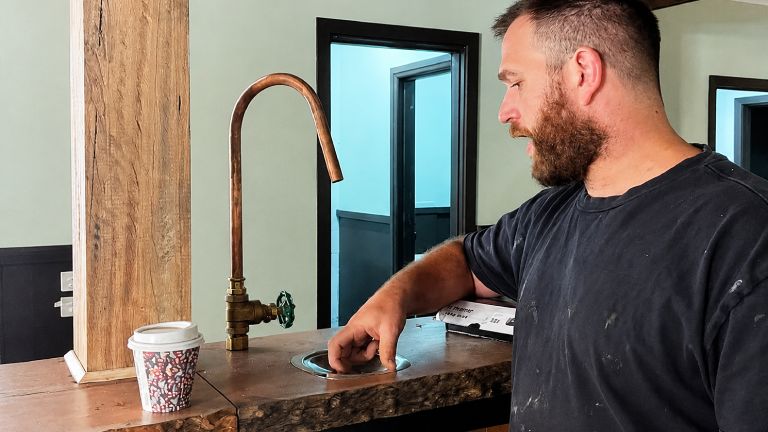 Which Plumber Right for Home Repair